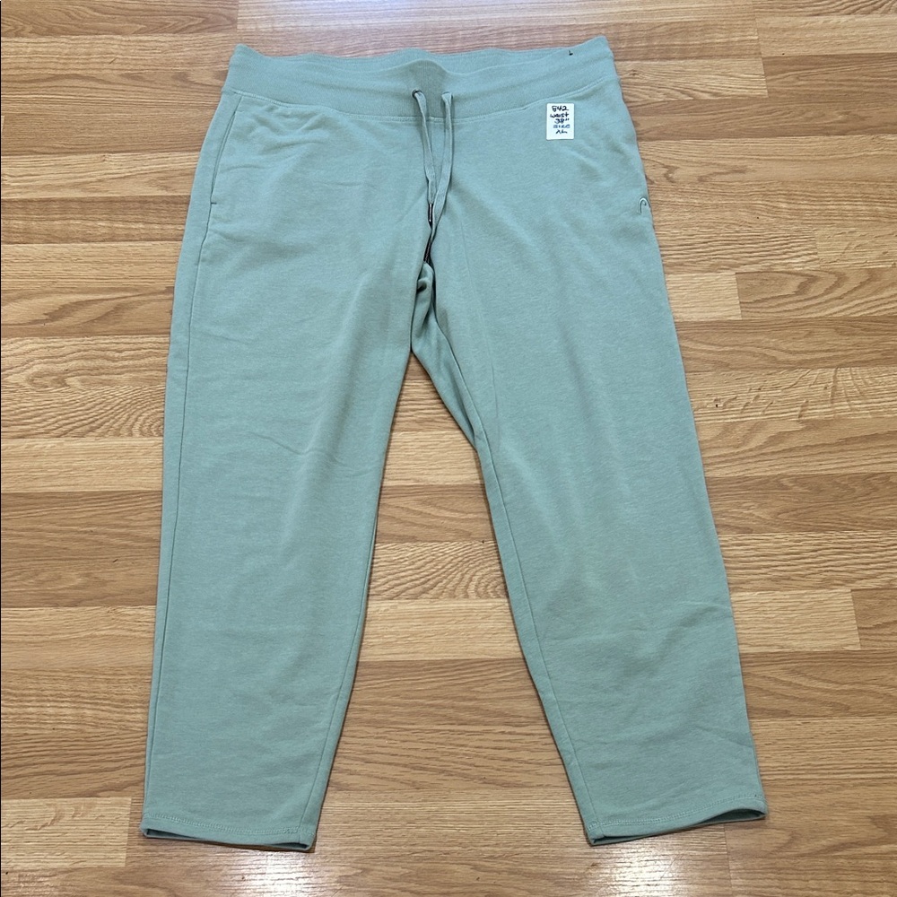842.   Comfortable Green Jogger Pants